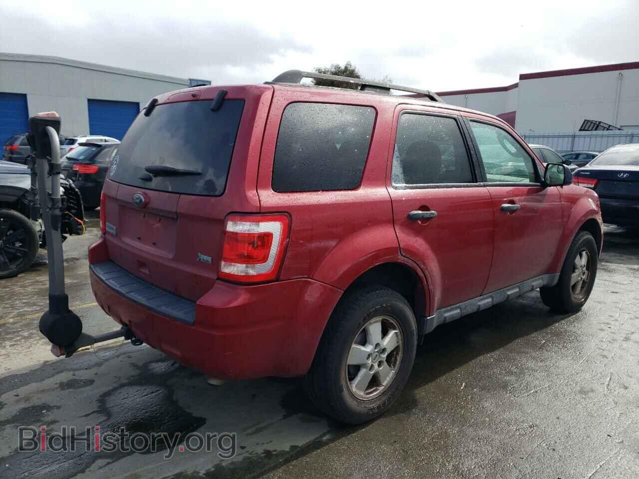2010 FORD ESCAPE - VIN: 1FMCU0DGXAKD11610 - Фото 3