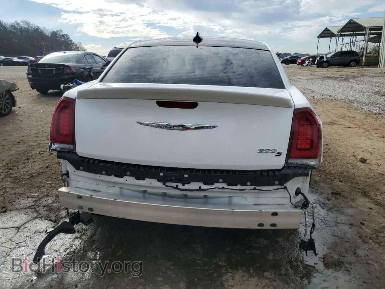 2015 CHRYSLER 300 - VIN: 2C3CCABT6FH763117 - Фото 6