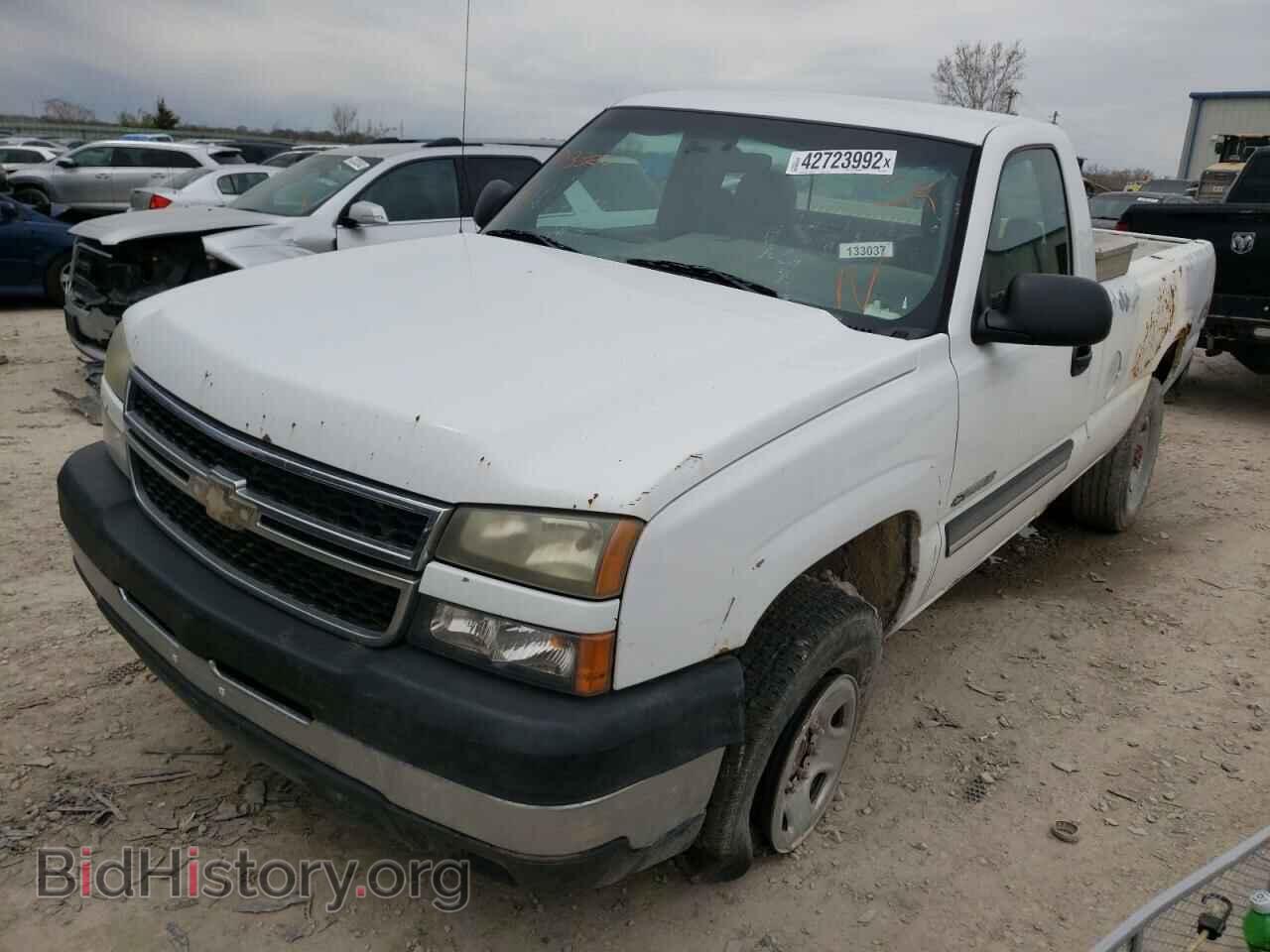 2006 CHEVROLET SILVERADO - VIN: 1GCHC24U76E103320 - Фото 2