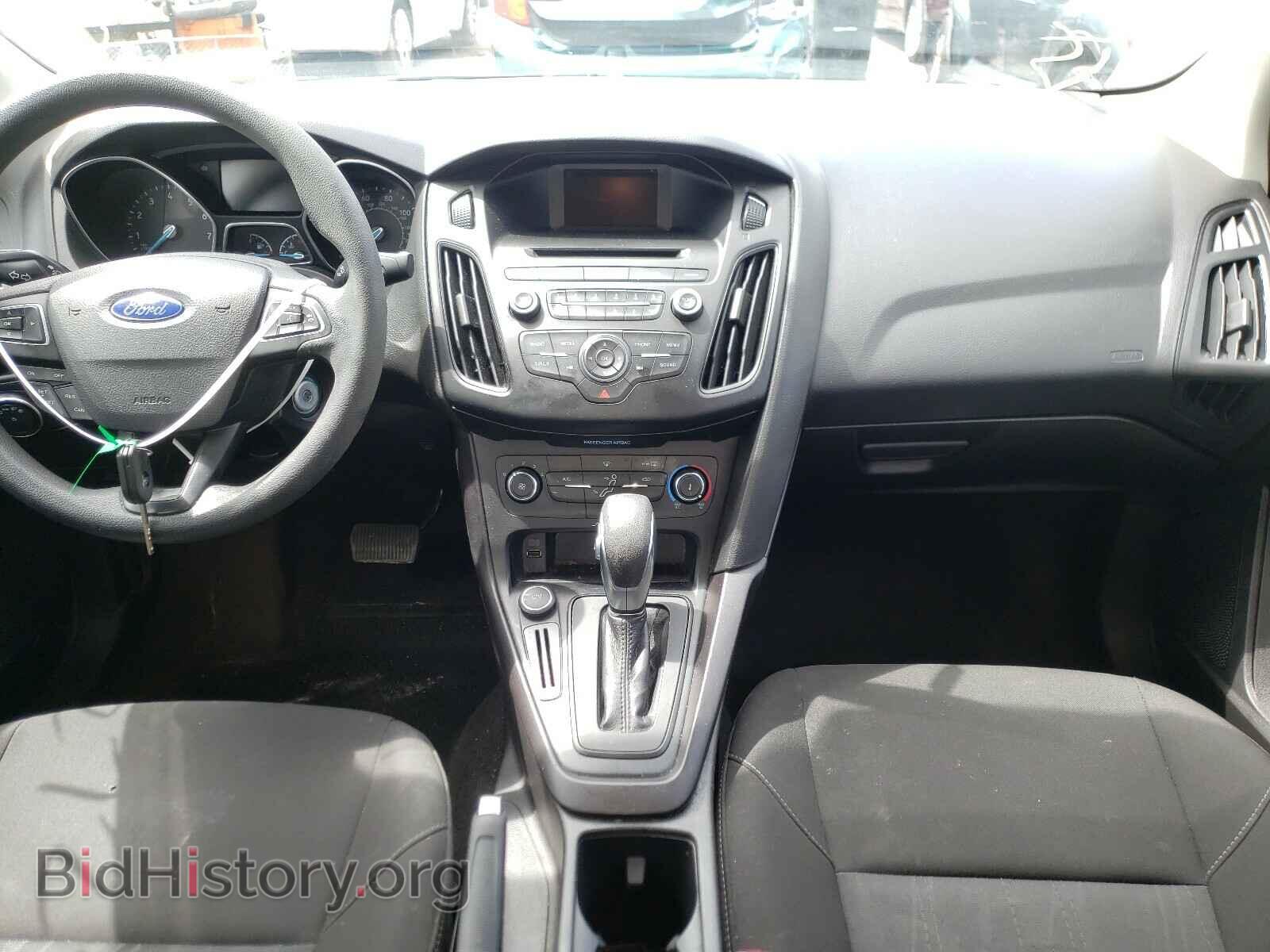 2017 FORD FOCUS - VIN: 1FADP3F25HL312855 - Photo 9