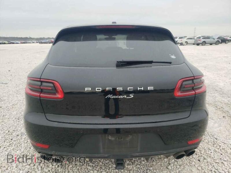 2016 Porsche MACAN (VIN WP1AB2A50GLB56857) — photo 6 of 13