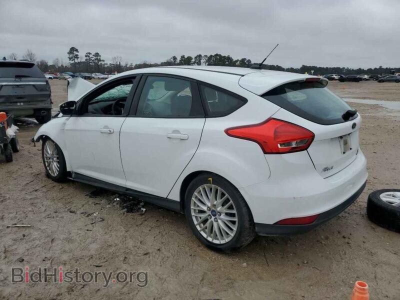 2016 Ford FOCUS (VIN 1FADP3K27GL263453) — photo 2 of 16