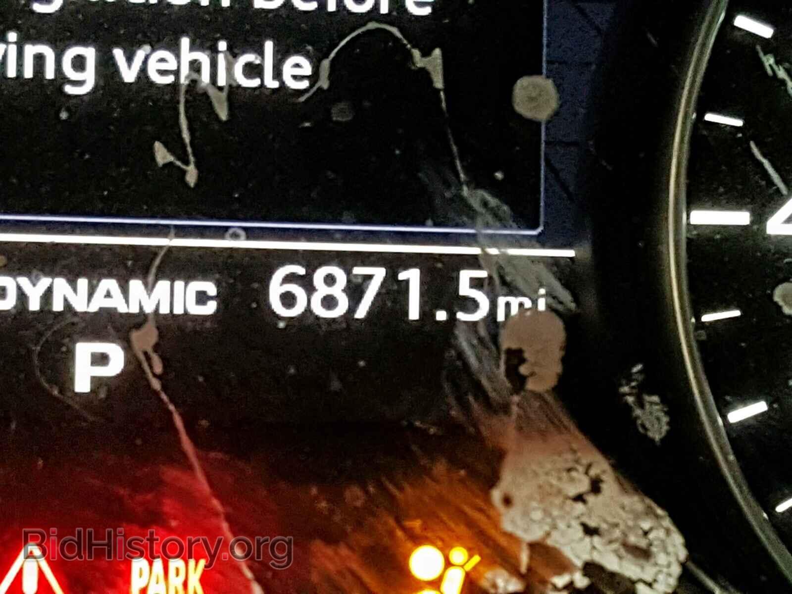 2017 AUDI A4 - VIN: WAUANAF44HN019166 - Фото 8