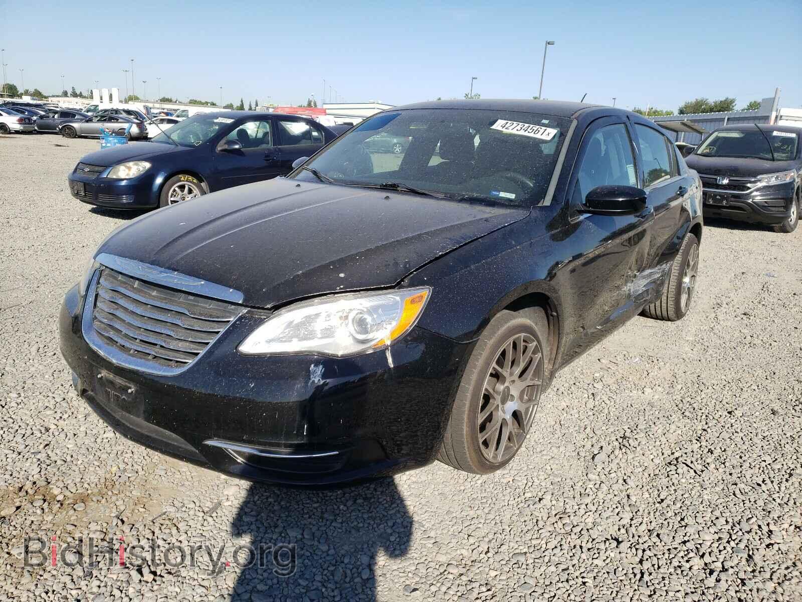 2013 CHRYSLER 200 - VIN: 1C3CCBAB0DN761544 - Фото 2
