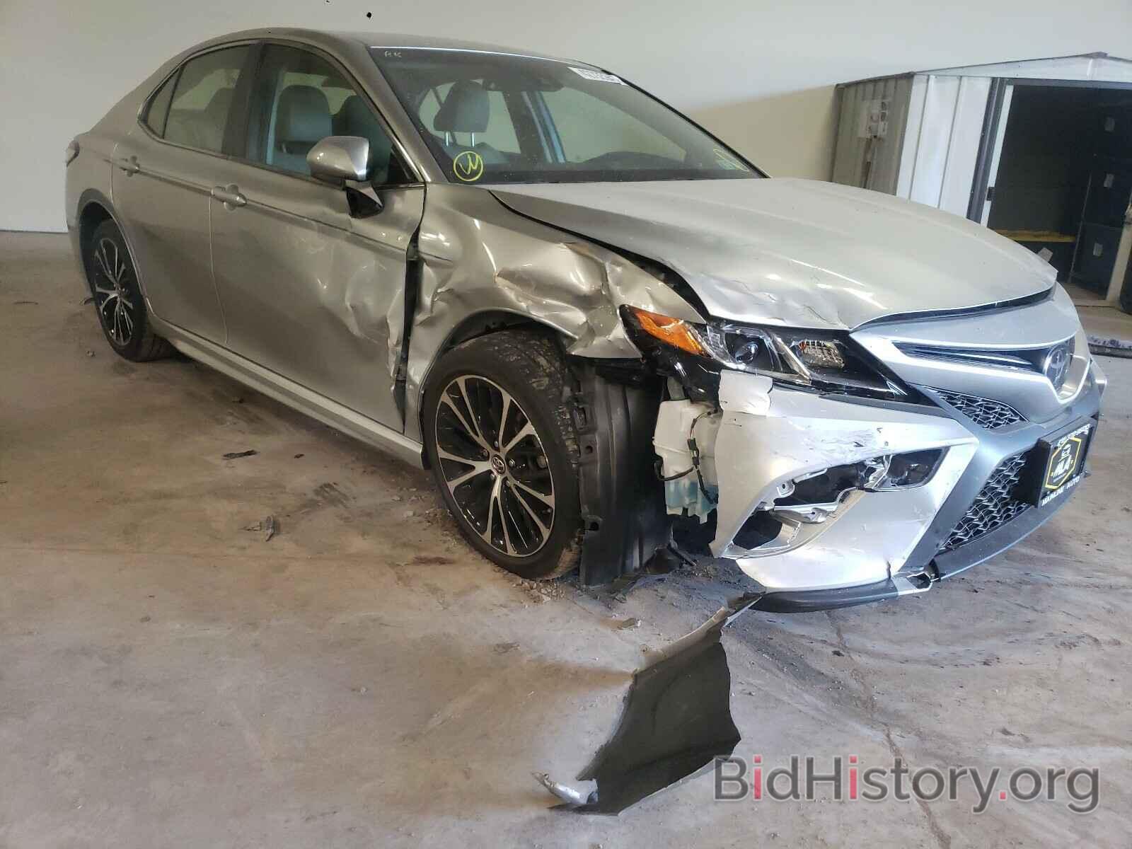 Photo JTNB11HK5J3045805 - TOYOTA CAMRY 2018