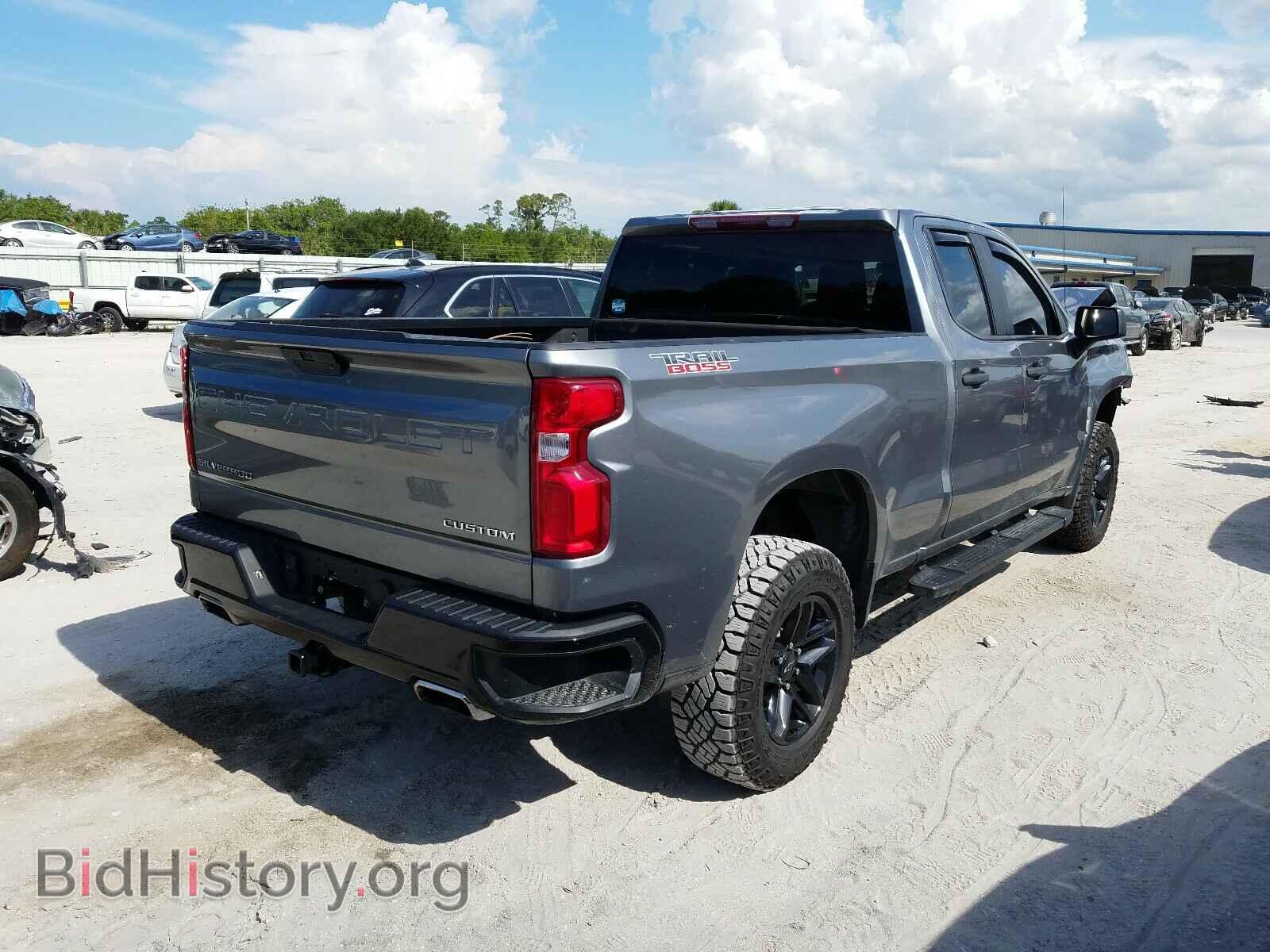 2019 CHEVROLET SILVERADO - VIN: 1GCRYCEF1KZ276040 - Фото 4