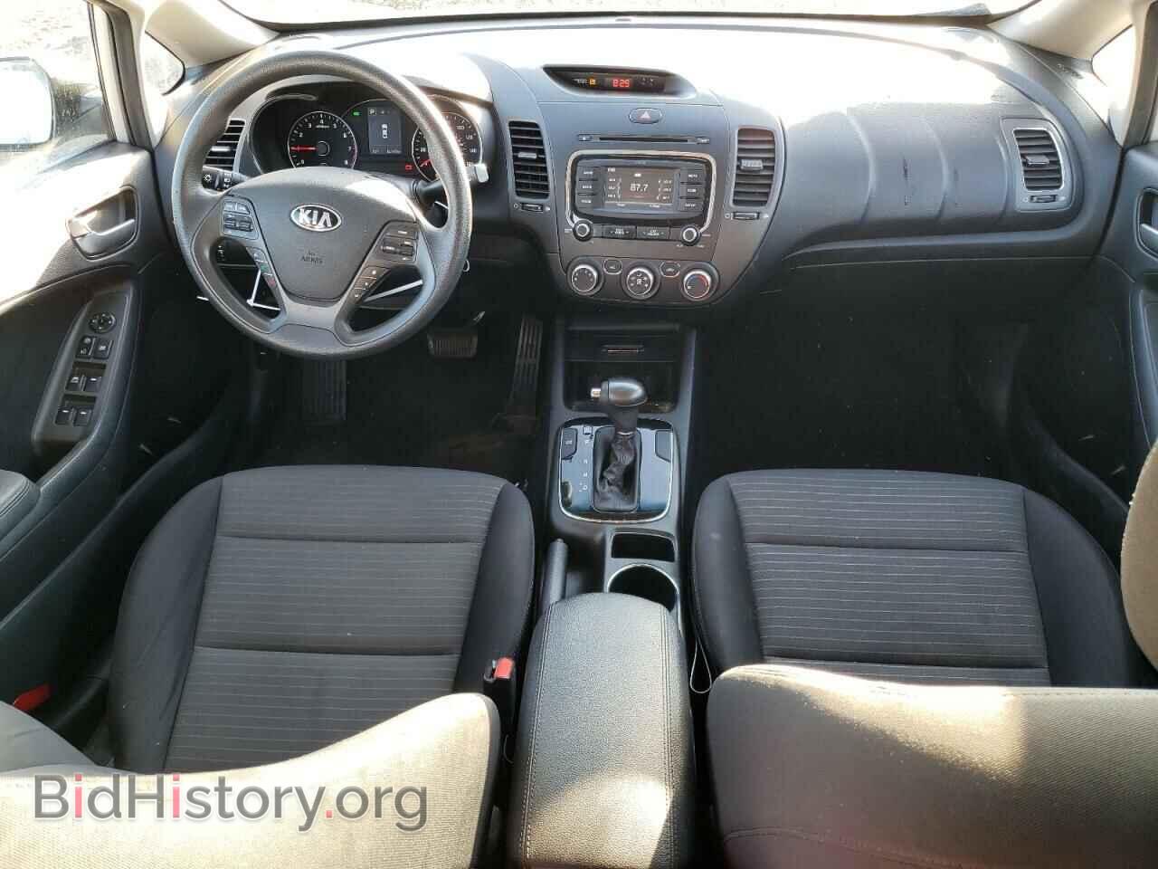 2017 KIA FORTE - VIN: 3KPFL4A79HE149093 - Photo 8