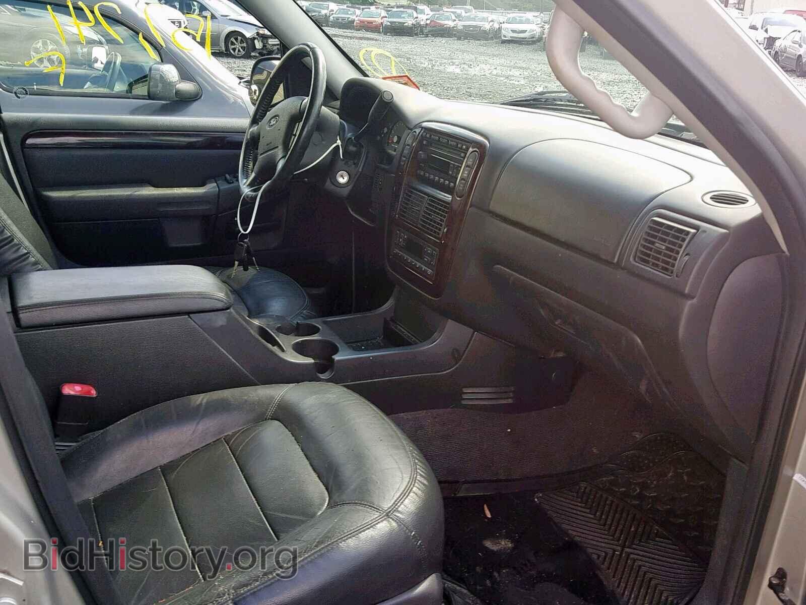 2004 FORD EXPLORER L - VIN: 1FMZU75E24UC27743 - Photo 5