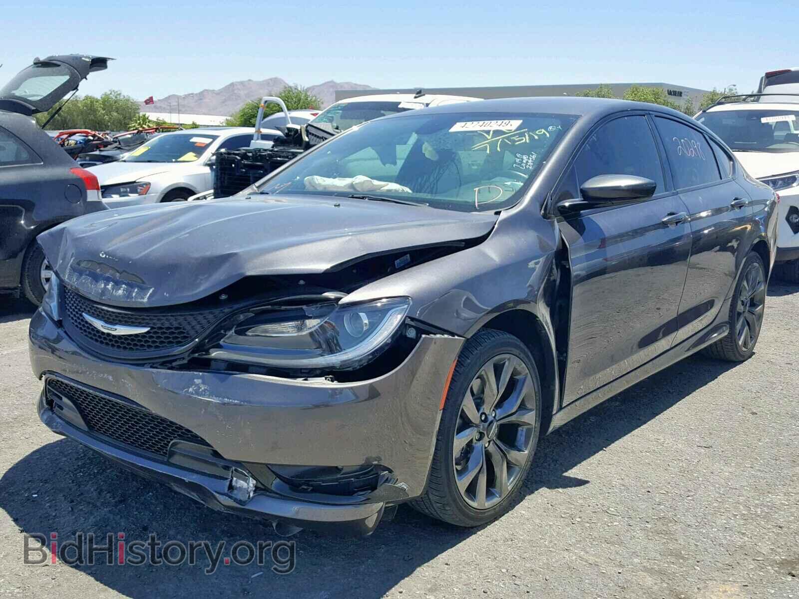 2016 CHRYSLER 200 - VIN: 1C3CCCBB3GN113852 - Photo 2