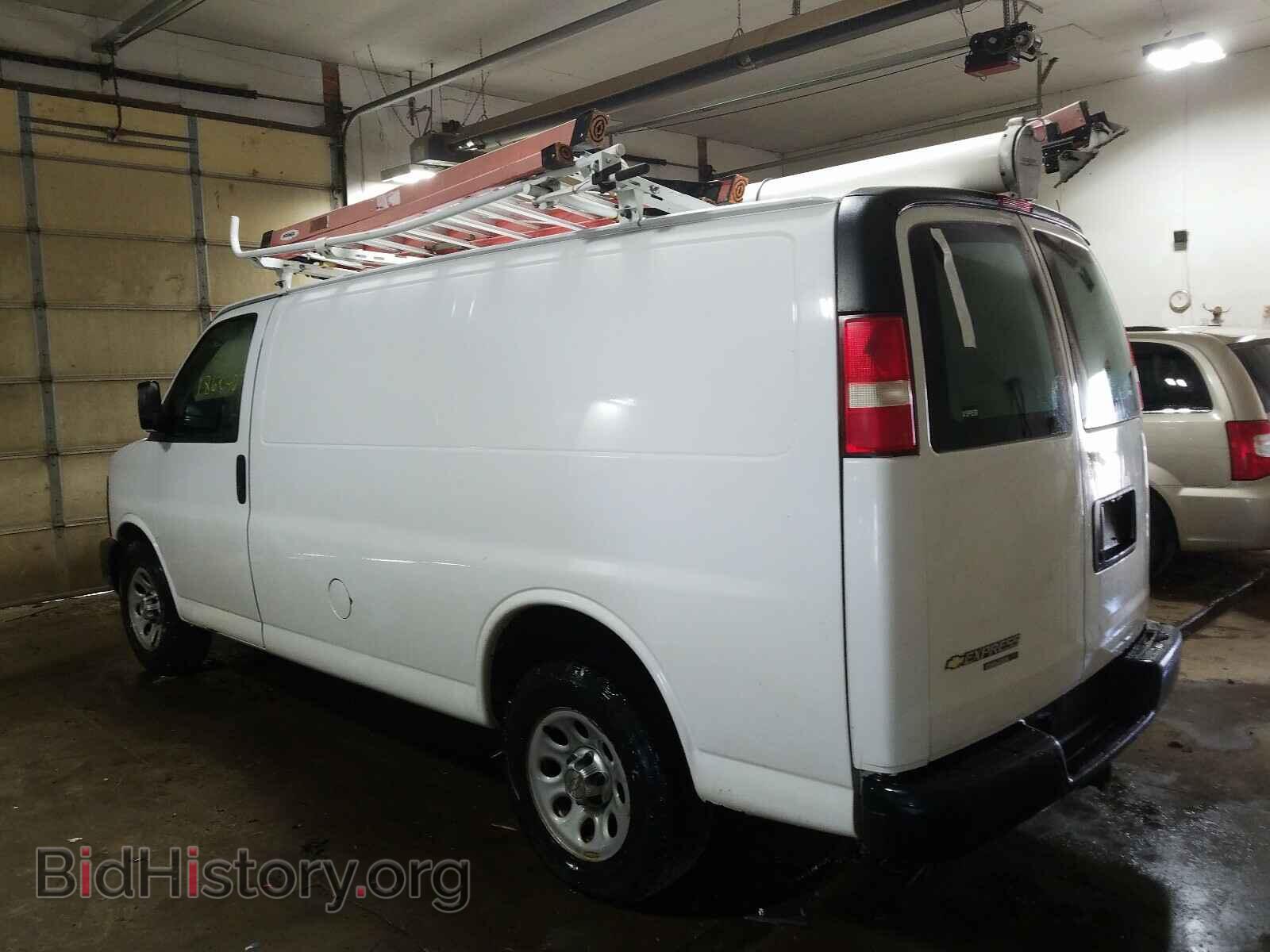 2013 CHEVROLET EXPRESS - VIN: 1GCSHAF48D1157504 - Фото 3