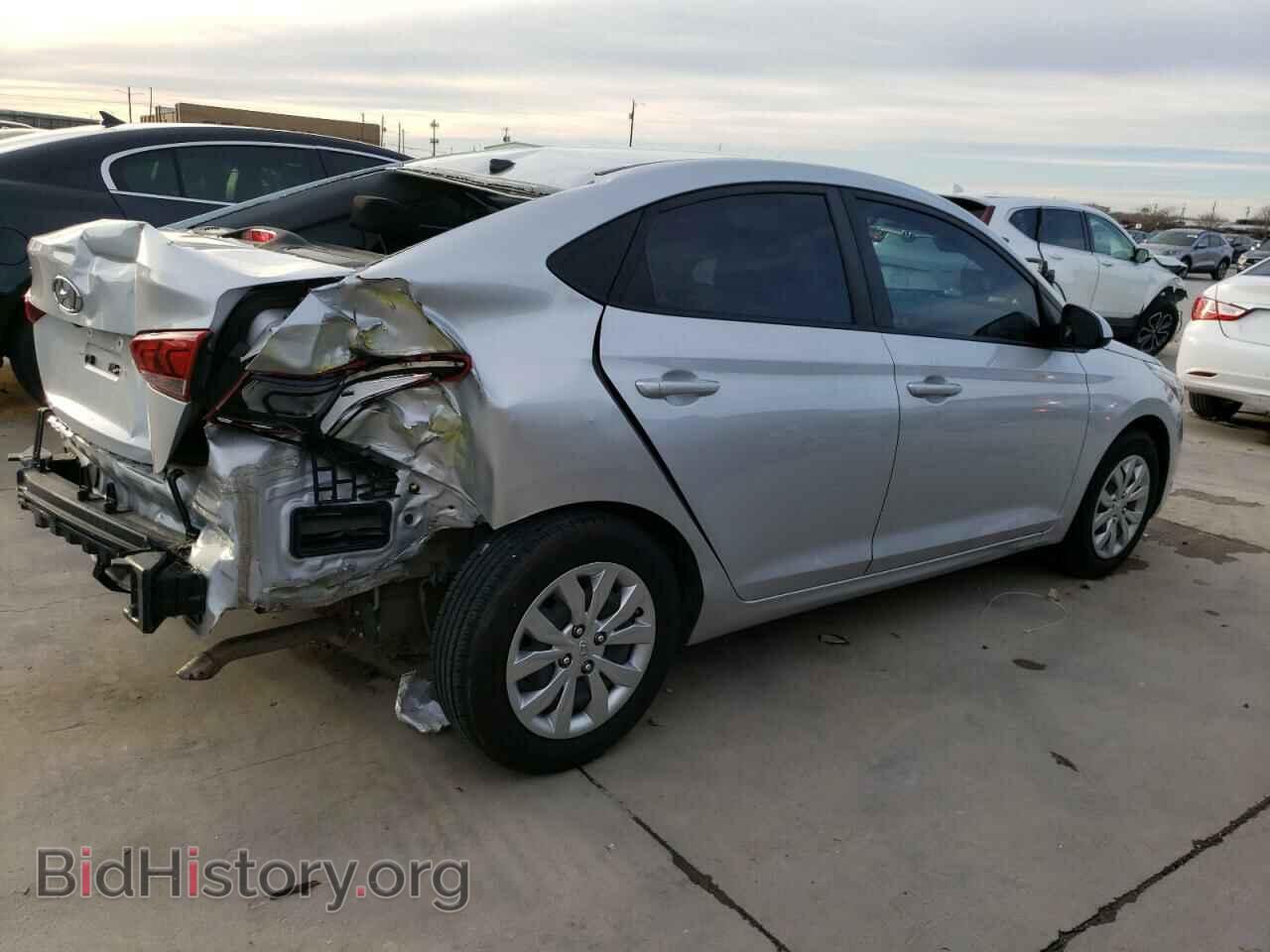 2018 HYUNDAI ACCENT - VIN: 3KPC24A32JE018211 - Фото 3