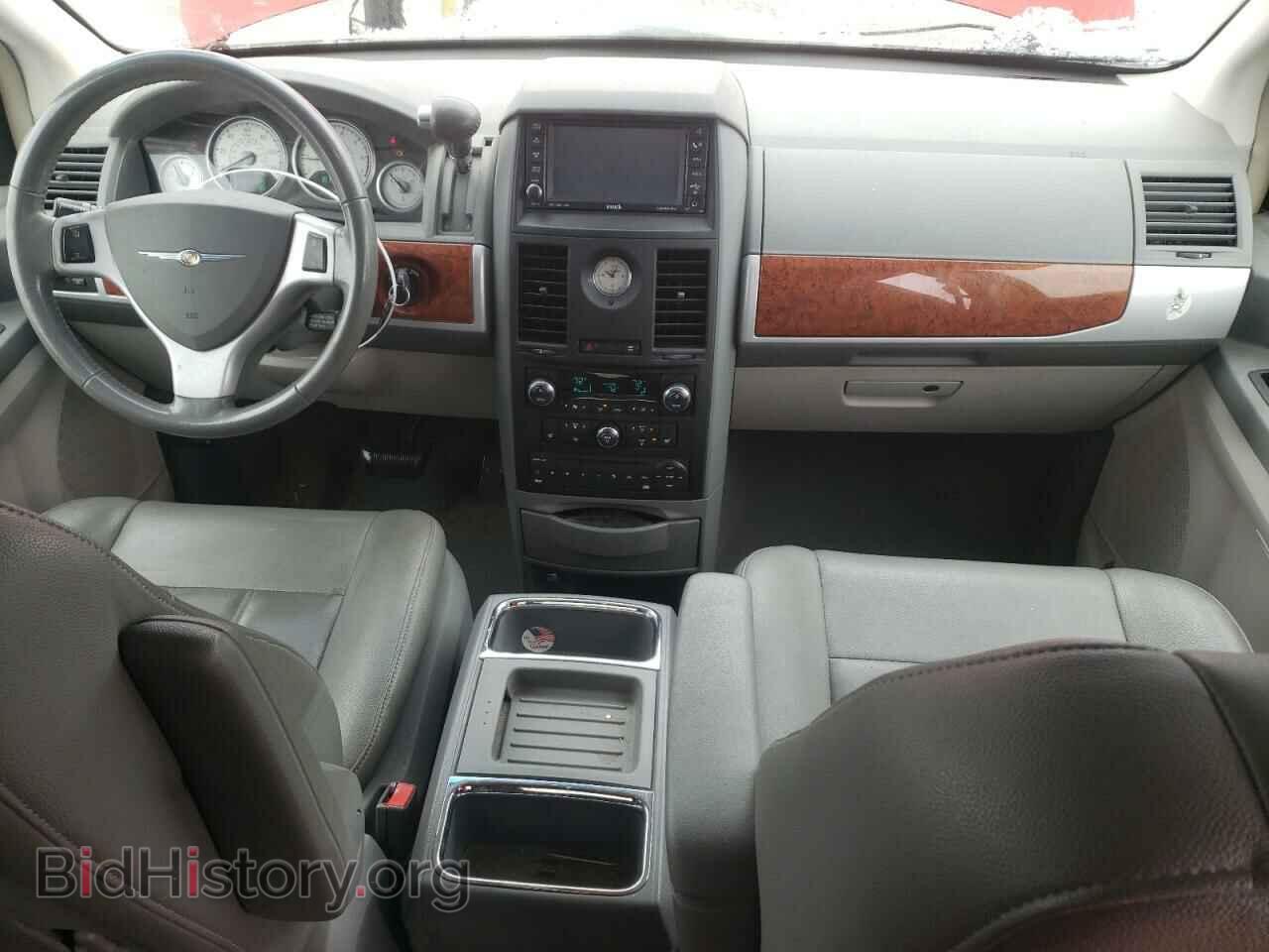 2008 CHRYSLER MINIVAN - VIN: 2A8HR54P08R607751 - Фото 8