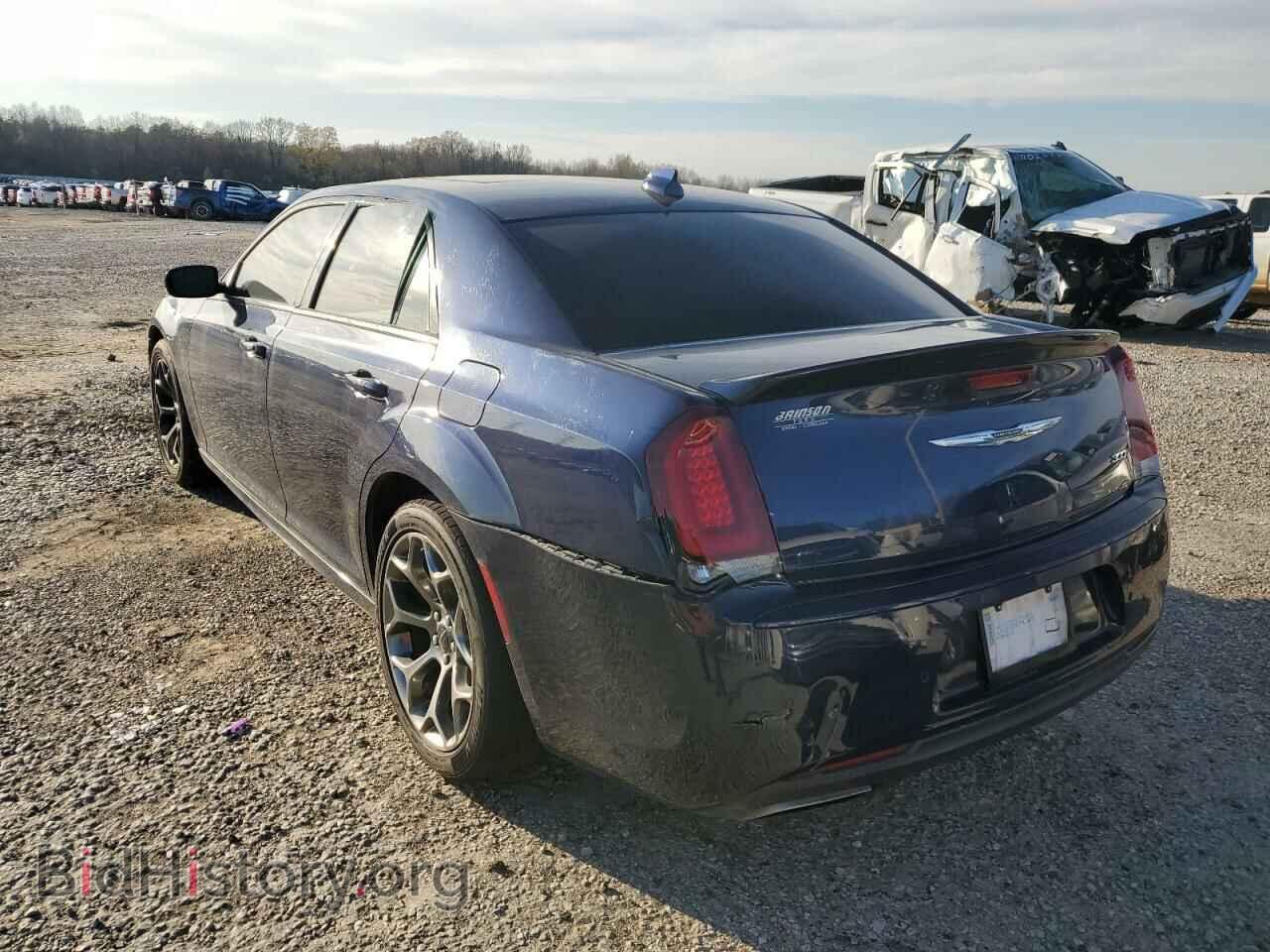 2016 CHRYSLER 300 - VIN: 2C3CCABT3GH190646 - Фото 2