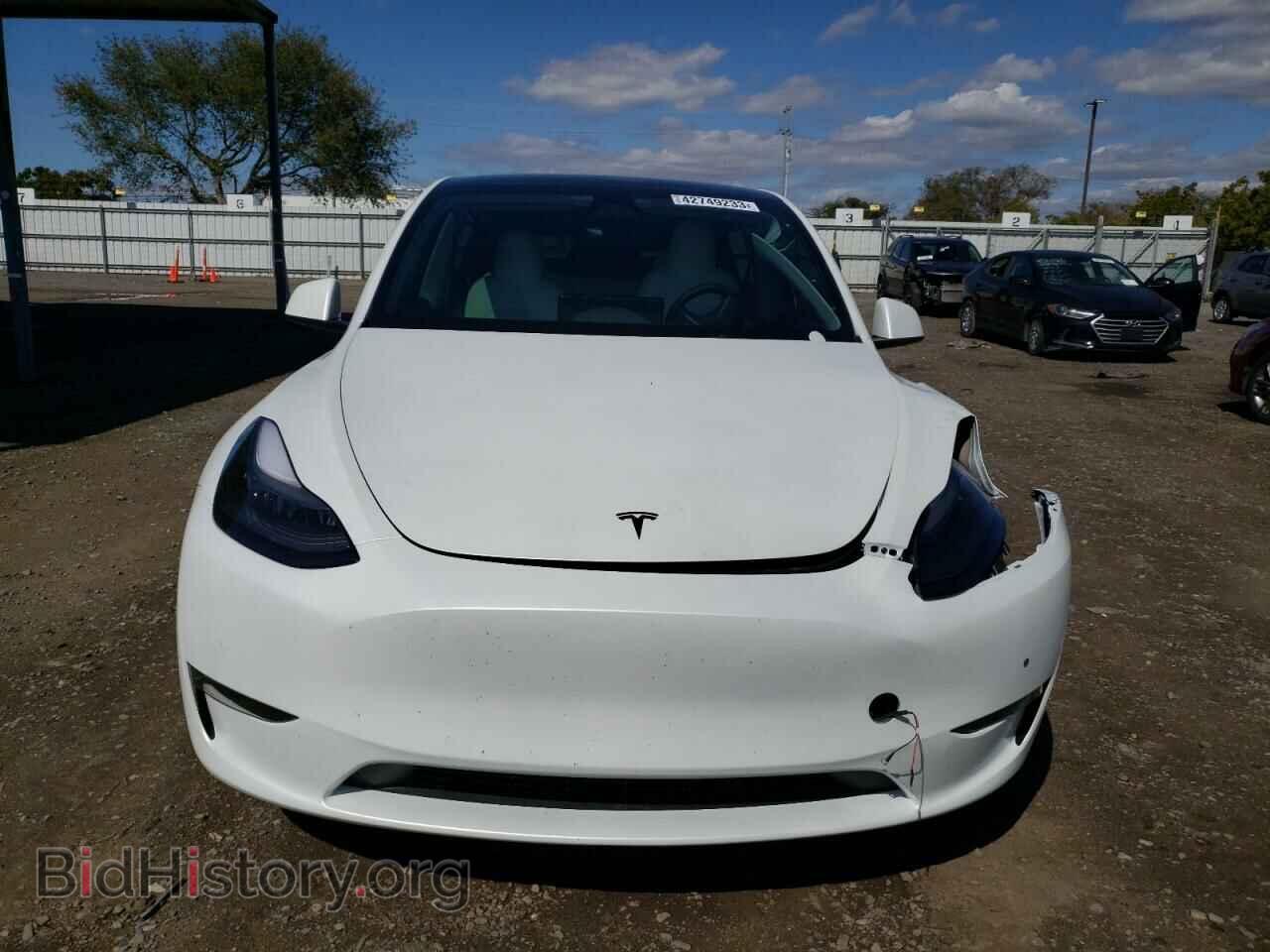 2022 TESLA MODEL Y - VIN: 7SAYGDEF2NF487829 - Фото 5