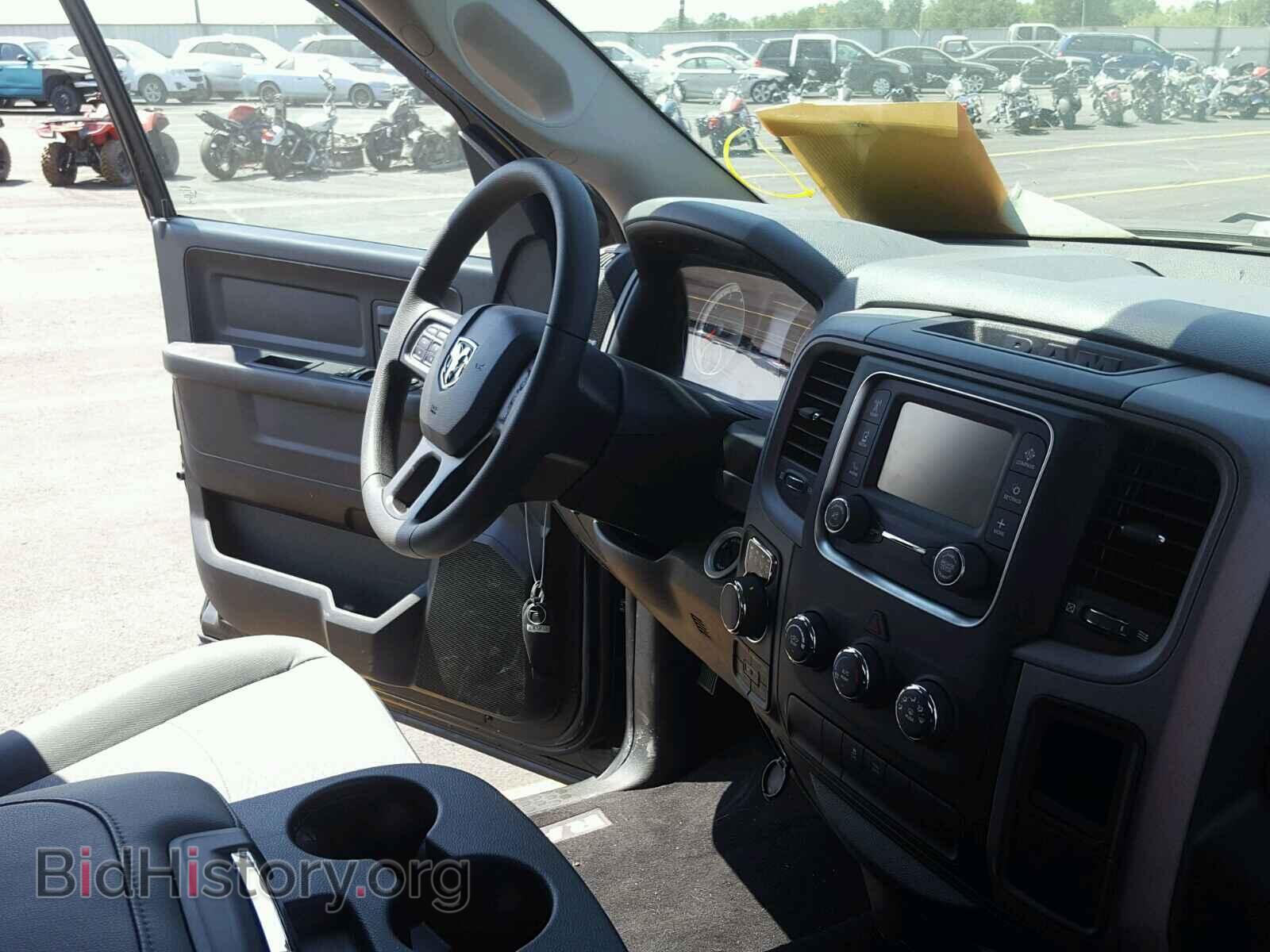 2018 RAM 1500 ST - VIN: 1C6RR7FG1JS270572 - Фото 9