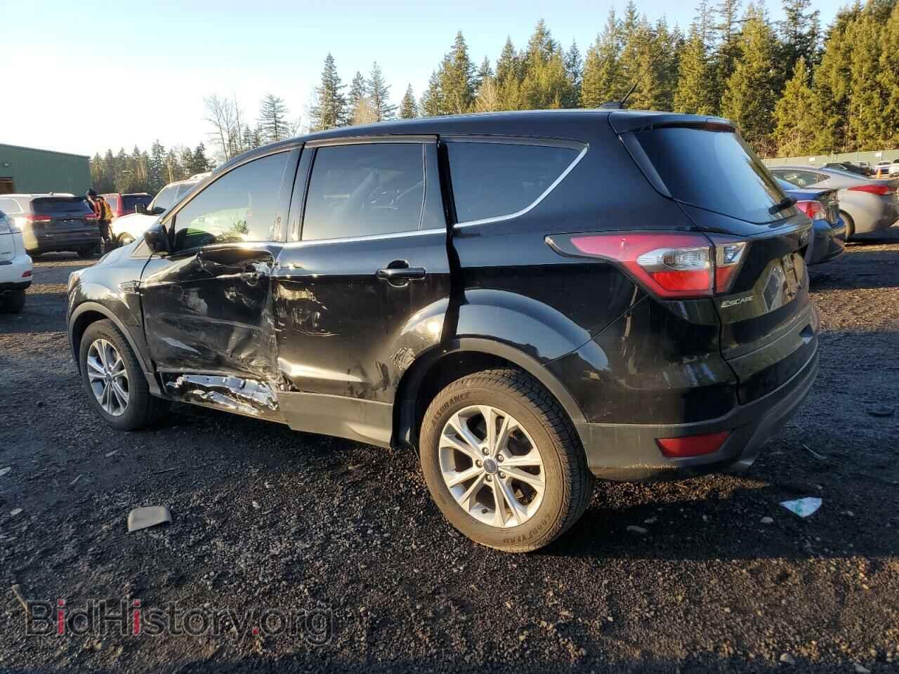 2017 FORD ESCAPE - VIN: 1FMCU9G98HUB04178 - Фото 2