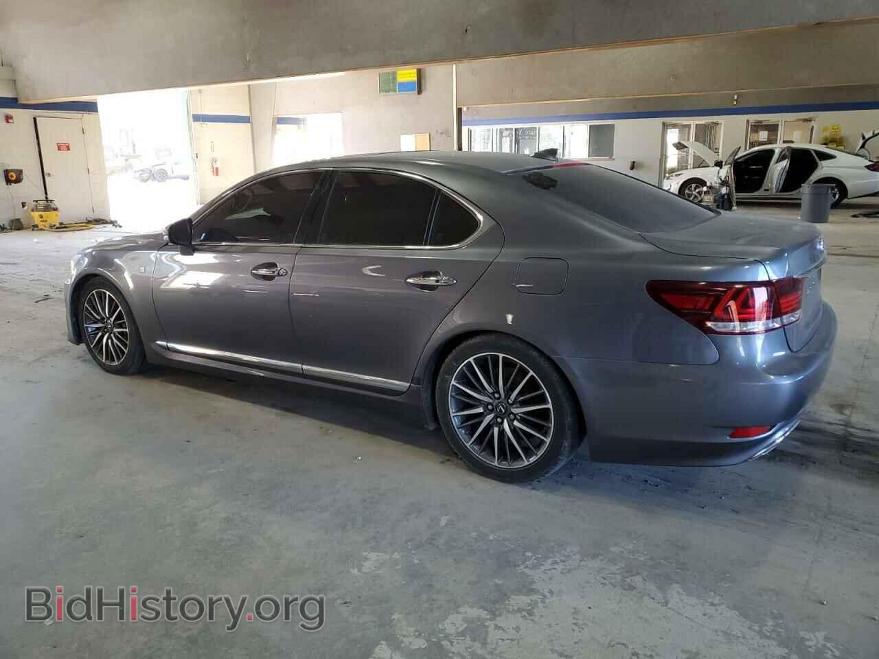 2014 LEXUS LS460 - VIN: JTHBL5EF2E5127058 - Photo 2