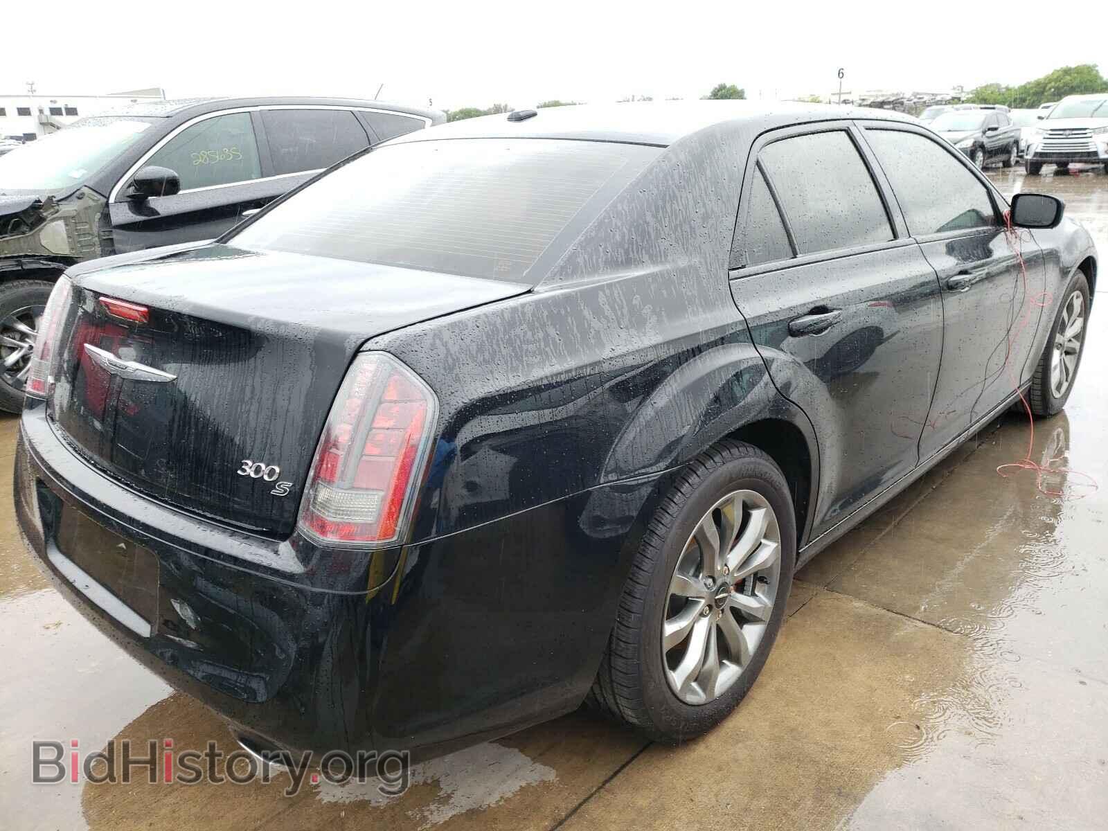 2014 CHRYSLER 300 - VIN: 2C3CCAGG0EH365847 - Photo 4