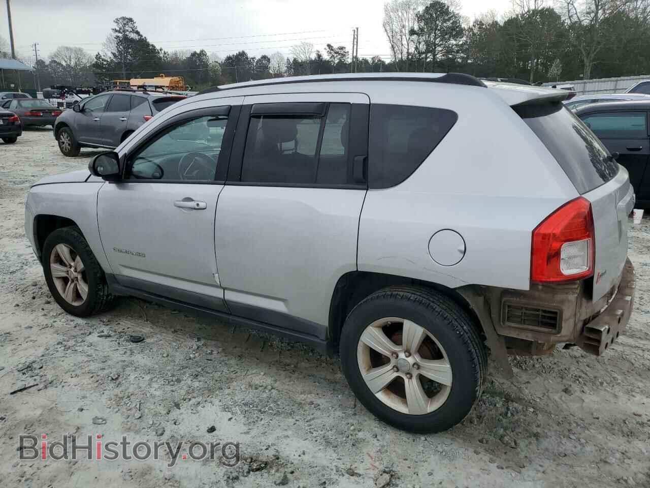 2011 JEEP COMPASS - VIN: 1J4NT1FA8BD260820 - Фото 2