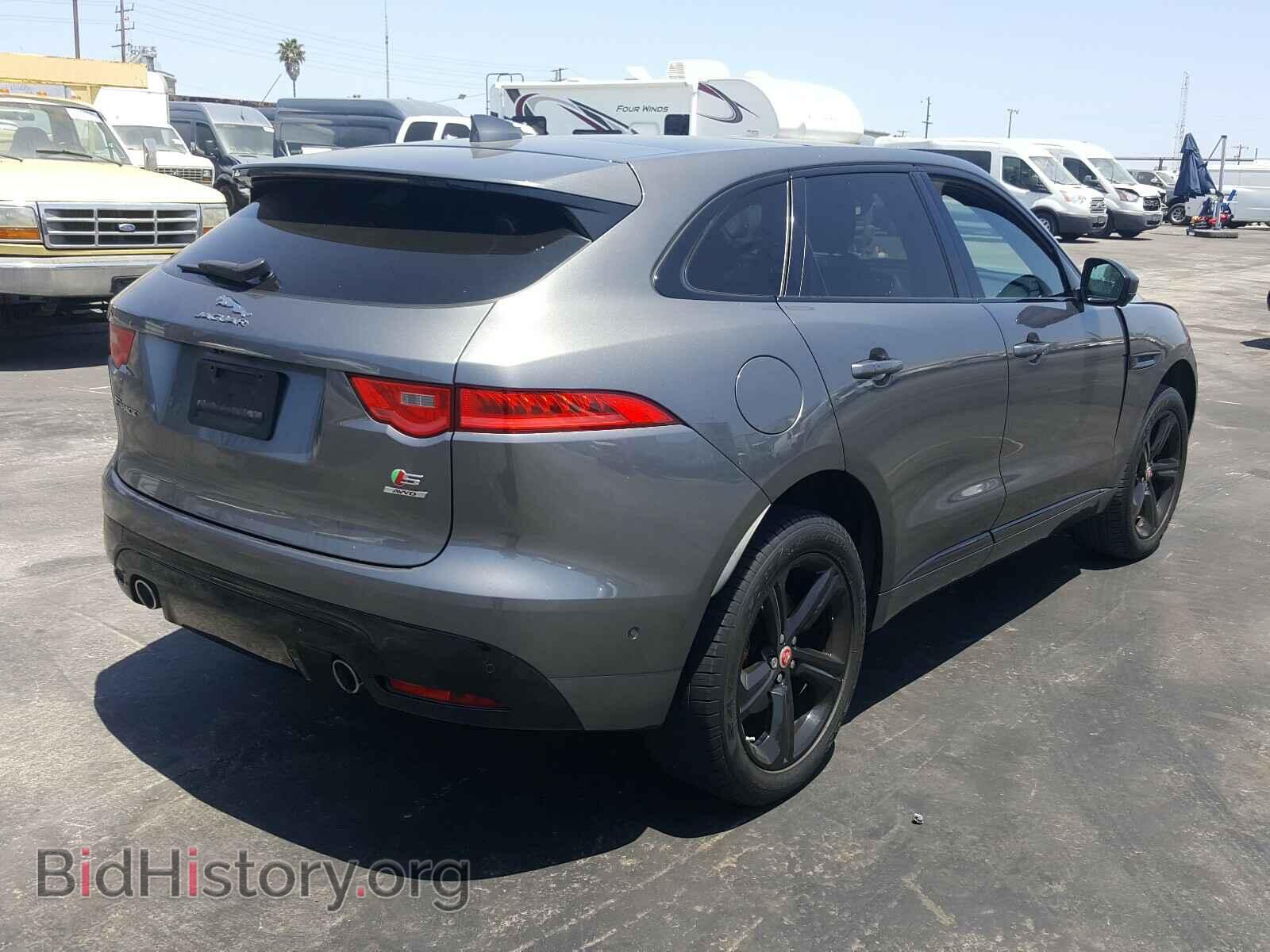 2017 JAGUAR F-PACE - VIN: SADCM2BV4HA080189 - Фото 4