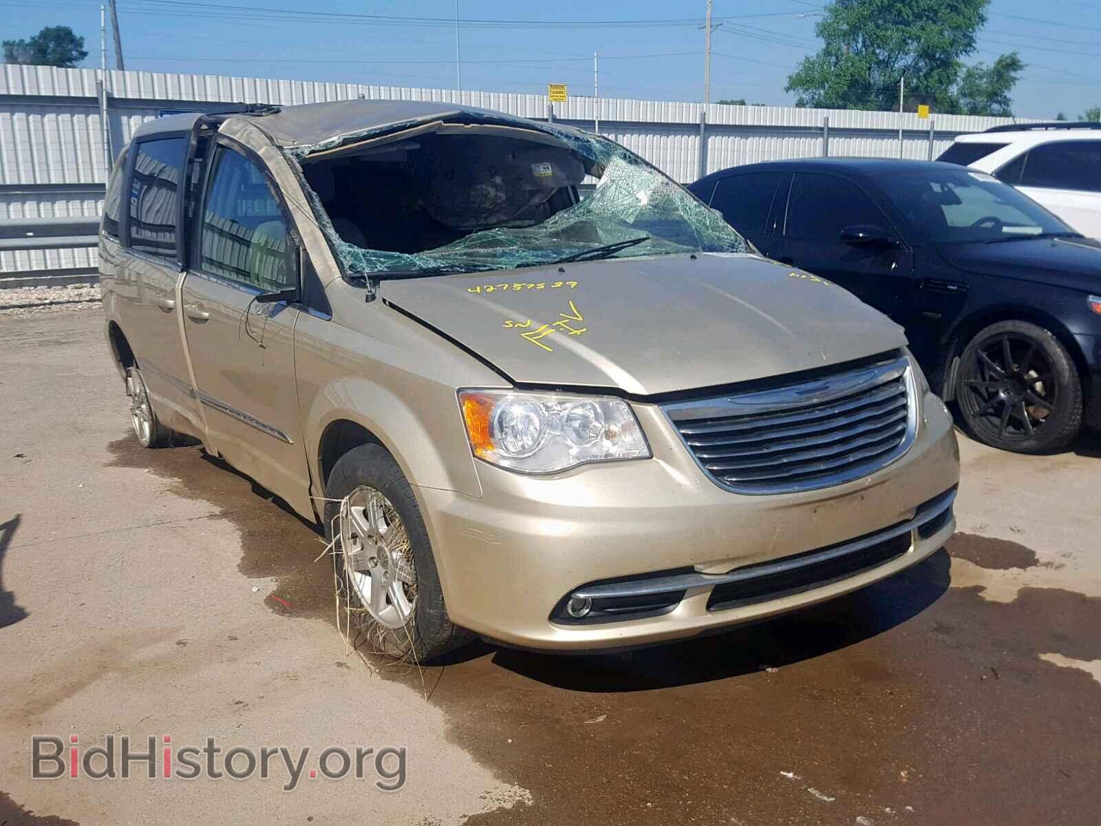Photo 2A4RR5DG4BR683874 - CHRYSLER TOWN & COU 2011