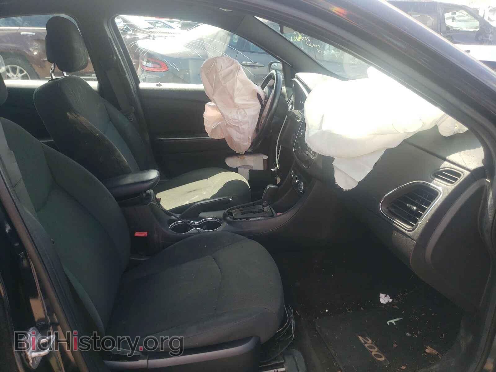 2011 CHRYSLER 200 - VIN: 1C3BC1FB8BN590201 - Фото 5