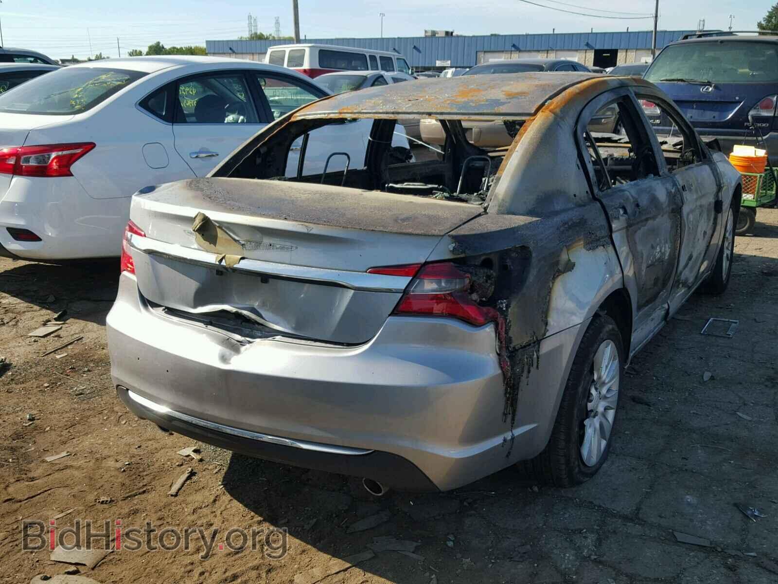 2014 CHRYSLER 200 - VIN: 1C3CCBAG5EN172034 - Фото 4