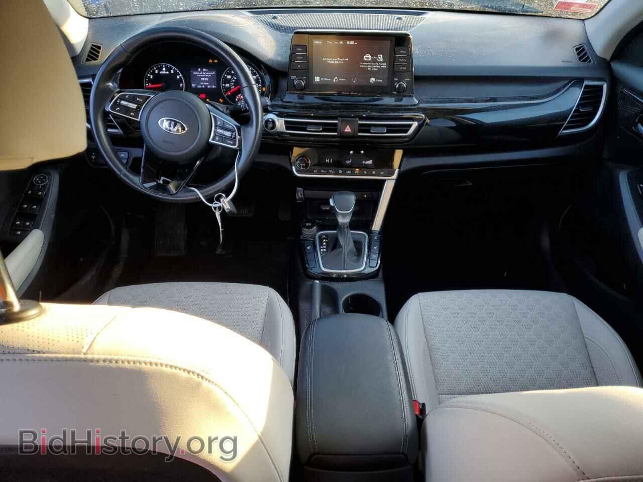 2021 KIA SELTOS - VIN: KNDERCAA4M7160772 - Фото 8