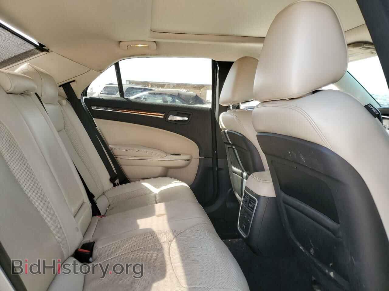 2016 CHRYSLER 300 - VIN: 2C3CCAEG1GH334046 - Фото 10