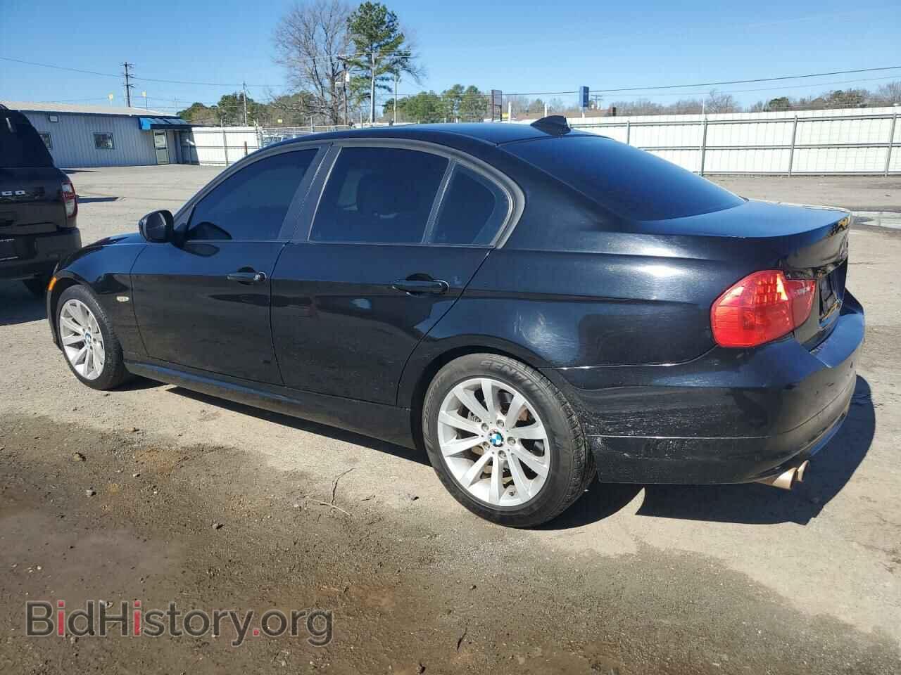 2011 BMW 3 SERIES - VIN: WBAPH7C55BE673974 - Фото 2
