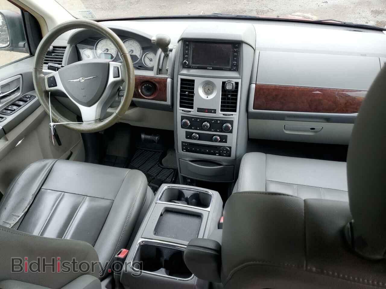 2010 CHRYSLER MINIVAN - VIN: 2A4RR5D1XAR142709 - Фото 8