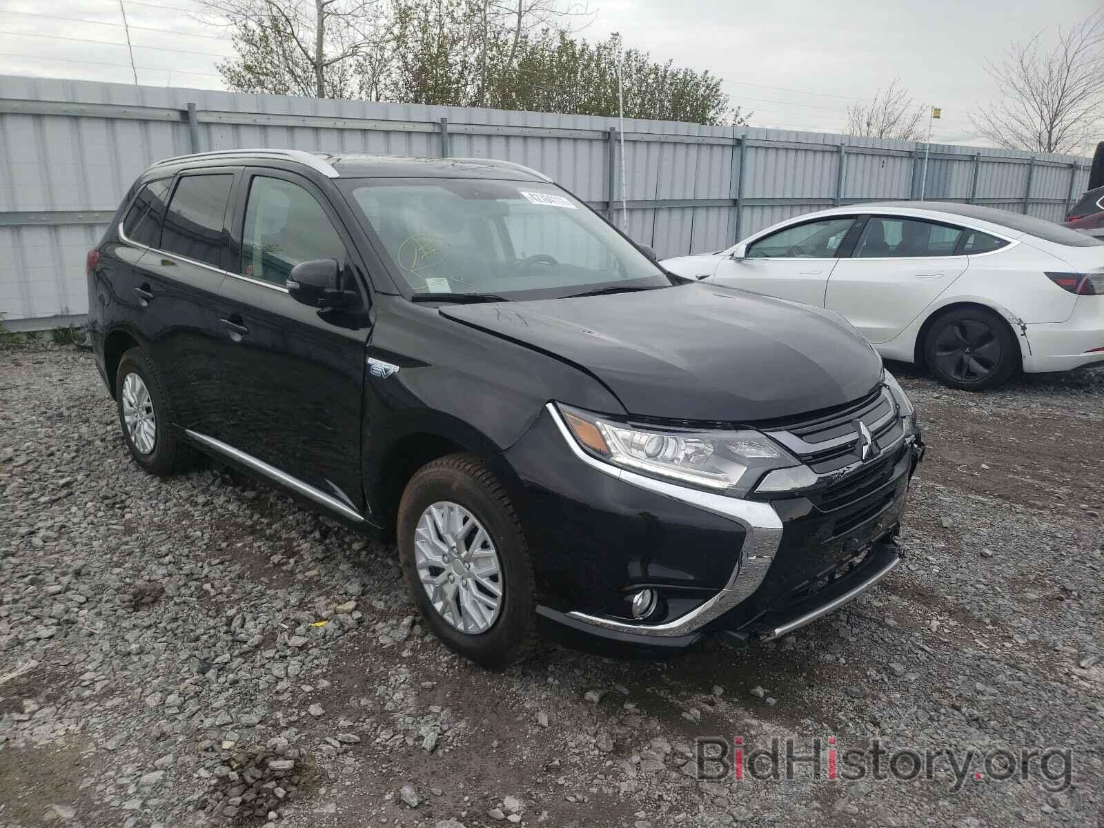 Фотография JA4J24A56JZ616678 - MITSUBISHI OUTLANDER 2018