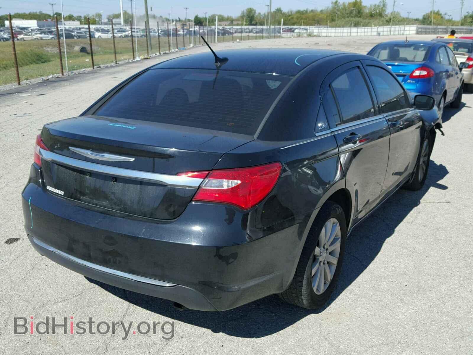 2011 CHRYSLER 200 - VIN: 1C3BC1FB7BN607022 - Фото 4