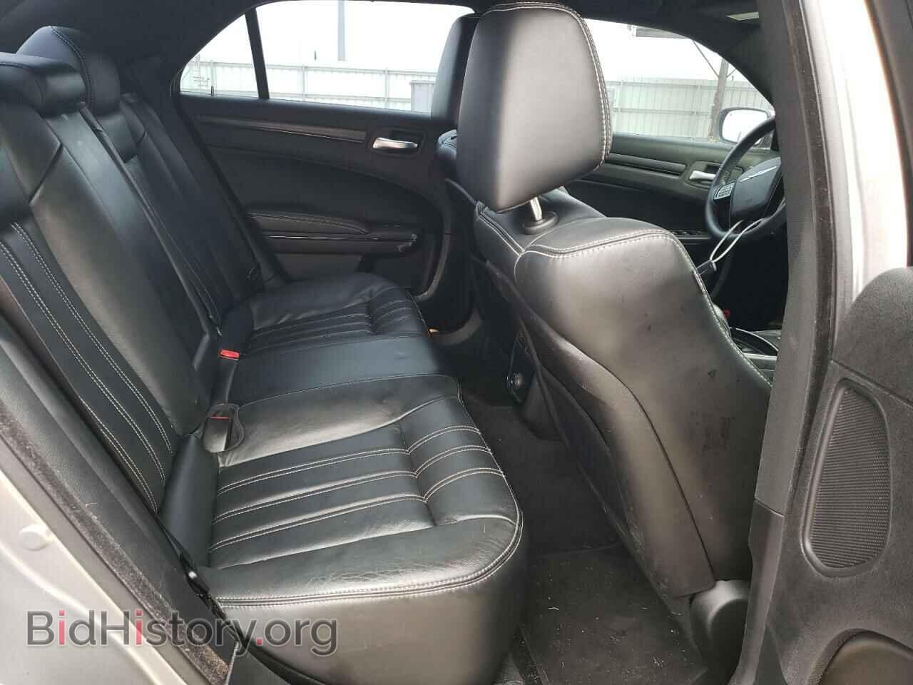 2014 CHRYSLER 300 - VIN: 2C3CCABG4EH125210 - Фото 10