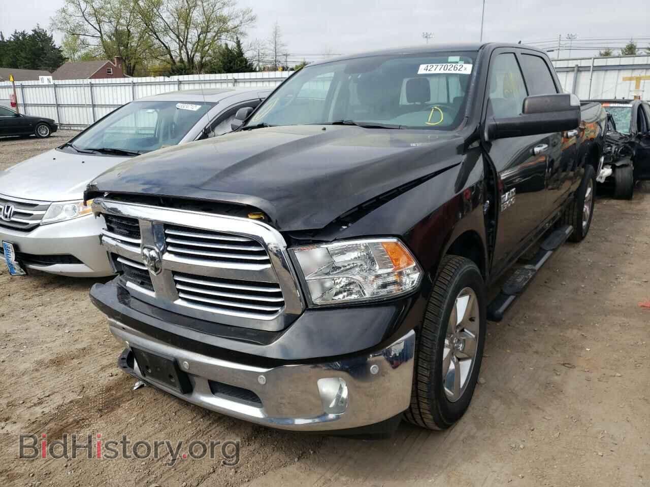 2017 RAM 1500 - VIN: 1C6RR7TT6HS852467 - Фото 2