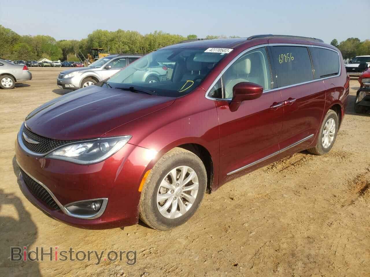 2017 CHRYSLER PACIFICA - VIN: 2C4RC1BG8HR832380 - Photo 2
