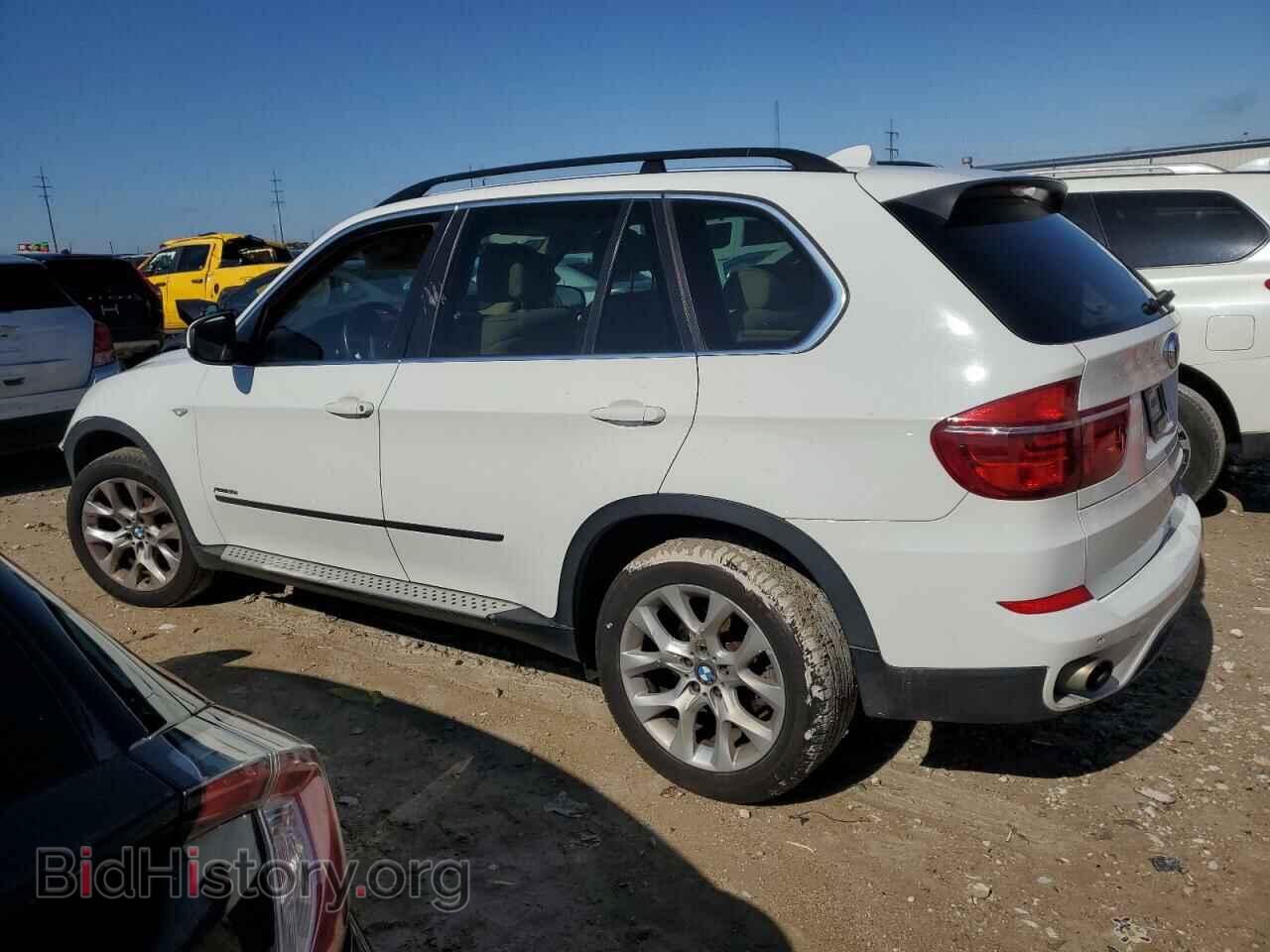 2013 BMW X5 - VIN: 5UXZV4C52D0E07882 - Фото 2