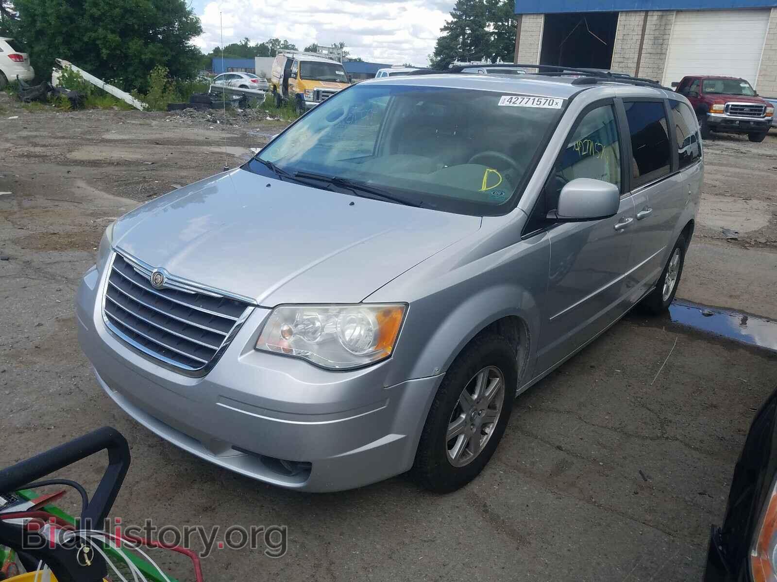 2008 CHRYSLER MINIVAN - VIN: 2A8HR54P58R687578 - Фото 2