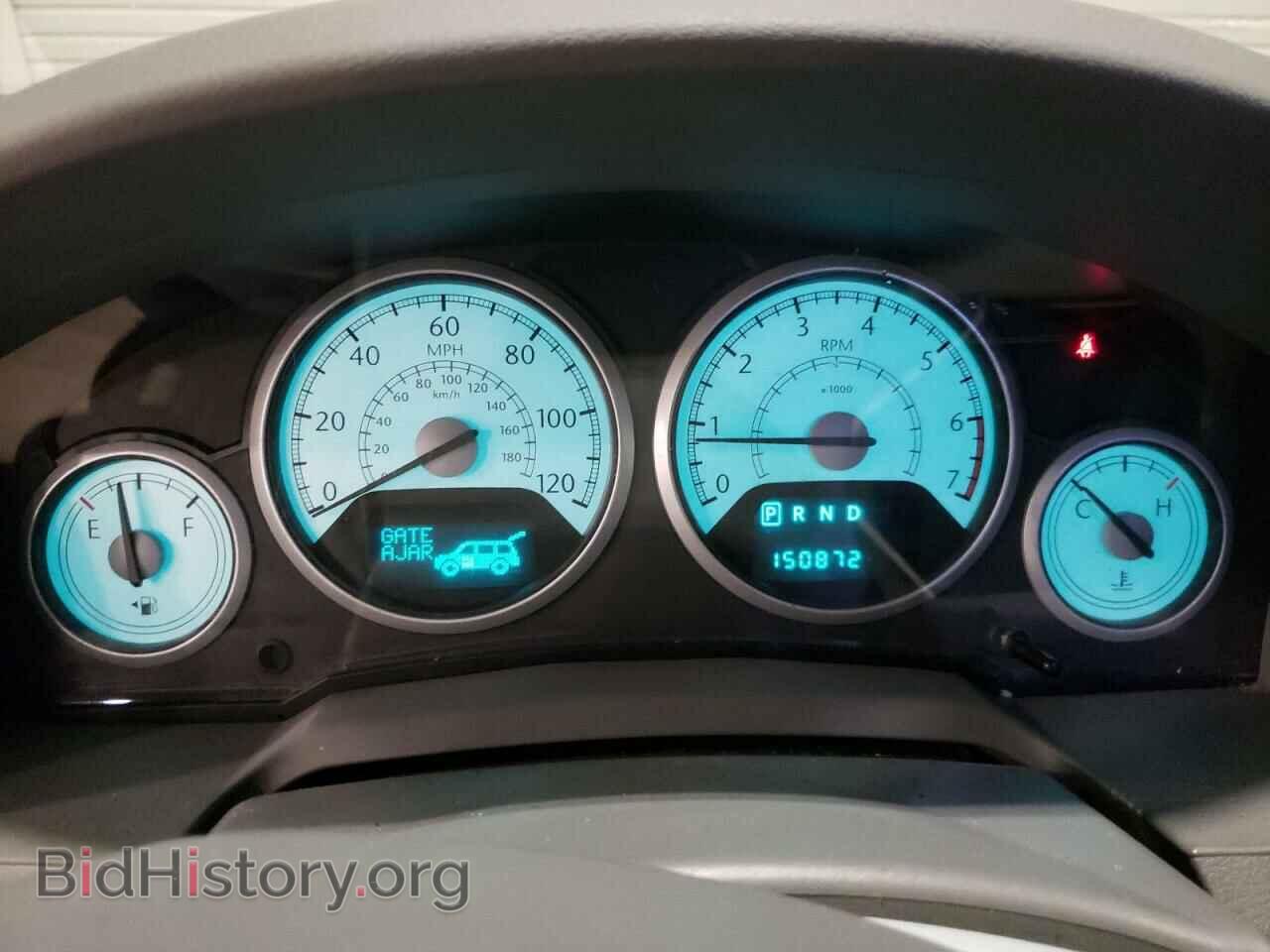 2009 CHRYSLER MINIVAN - VIN: 2A8HR54139R618708 - Фото 9