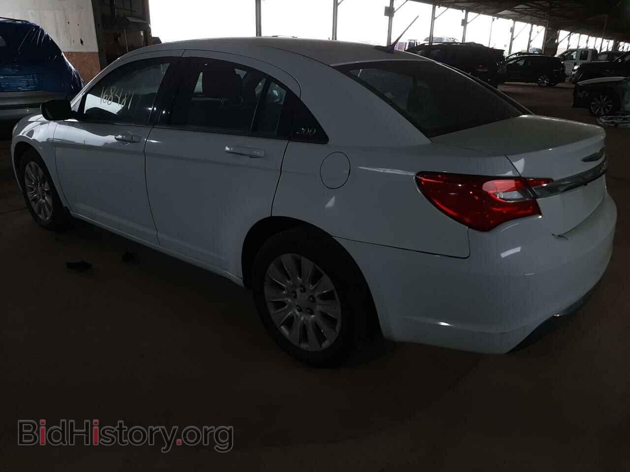 2012 CHRYSLER 200 - VIN: 1C3CCBAB9CN256715 - Фото 2