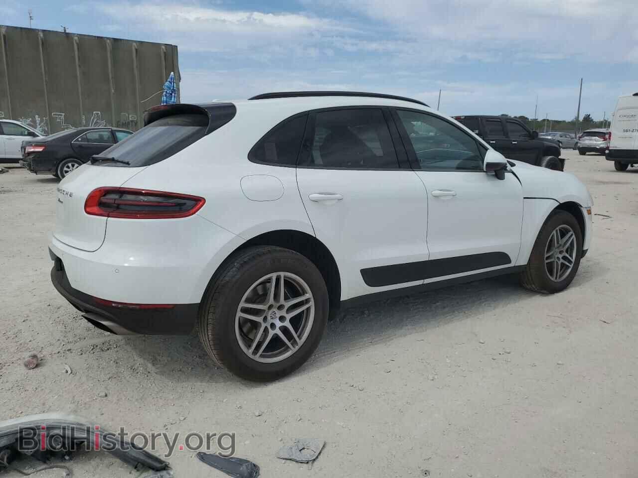 2018 PORSCHE MACAN - VIN: WP1AA2A54JLB21944 - Photo 3