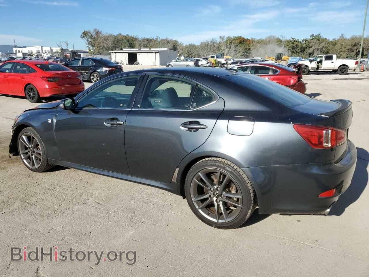 2011 LEXUS IS - VIN: JTHBF5C21B5155470 - Photo 2
