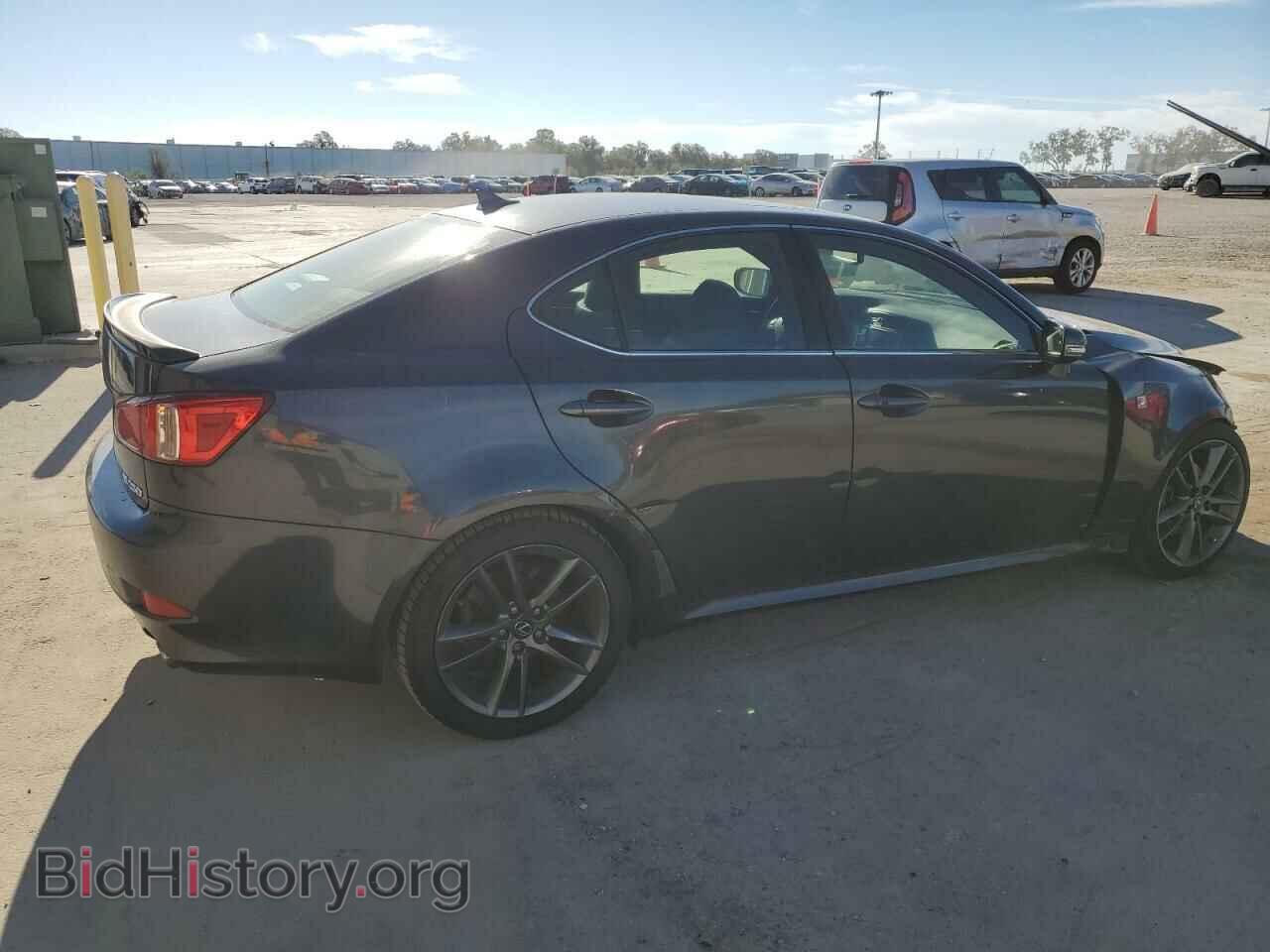 2011 LEXUS IS - VIN: JTHBF5C21B5155470 - Photo 3