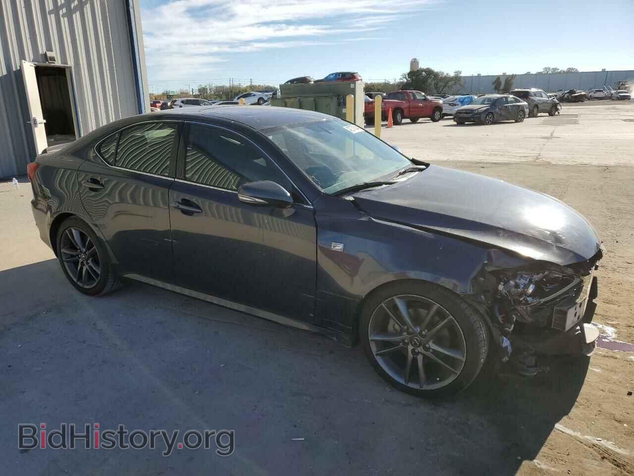 2011 LEXUS IS - VIN: JTHBF5C21B5155470 - Photo 4