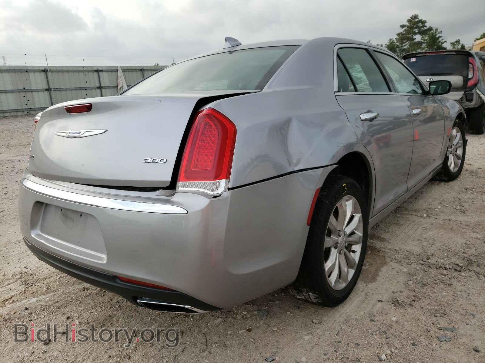 2018 CHRYSLER 300 - VIN: 2C3CCAKG2JH250412 - Фото 4