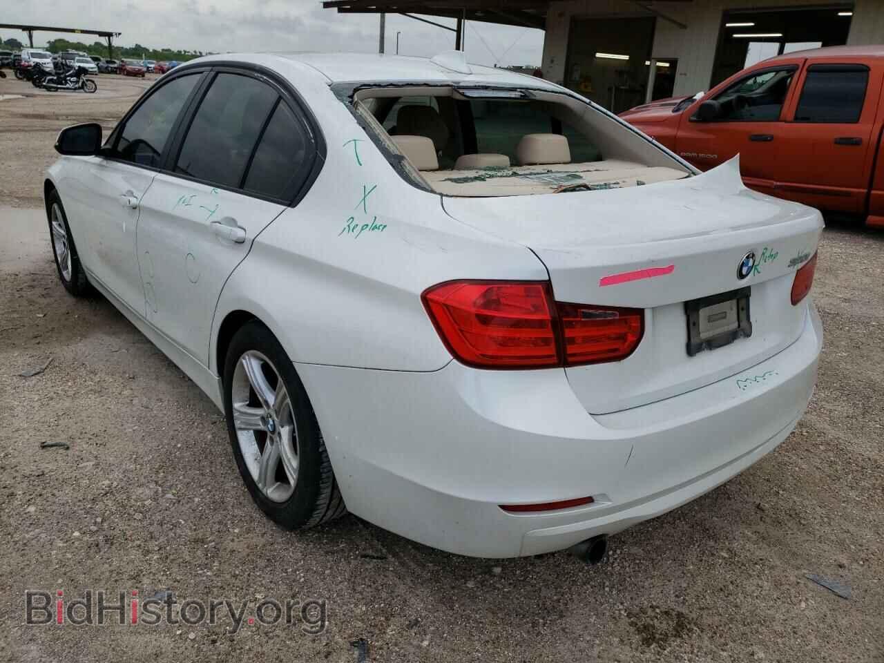 2013 BMW 3 SERIES - VIN: WBA3B1C5XDF462408 - Фото 3