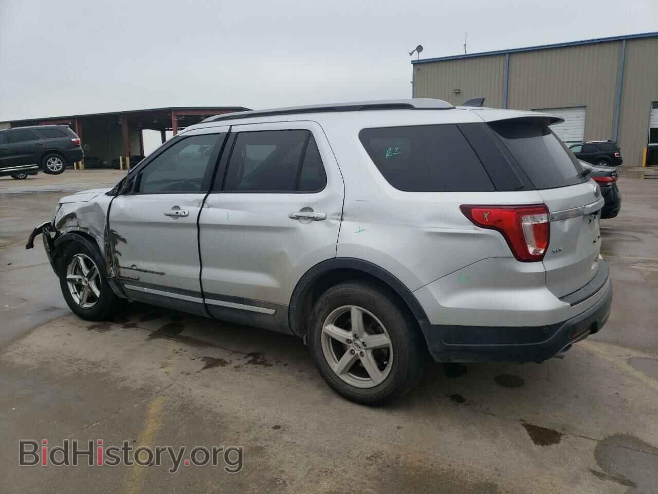 2018 FORD EXPLORER - VIN: 1FM5K7D85JGB42924 - Photo 2