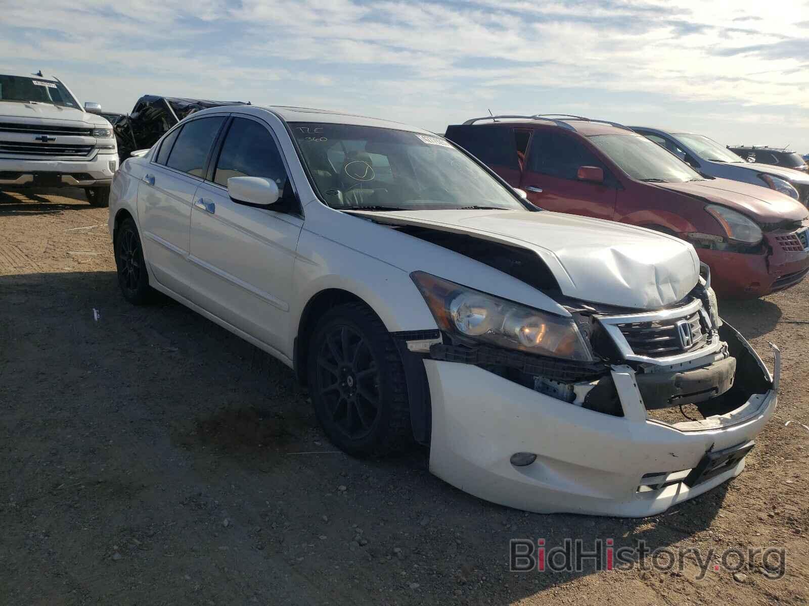 Photo 1HGCP36829A032464 - HONDA ACCORD 2009