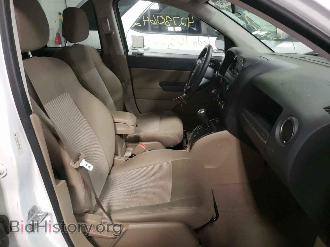 2012 JEEP COMPASS - VIN: 1C4NJCBA3CD523892 - Фото 5