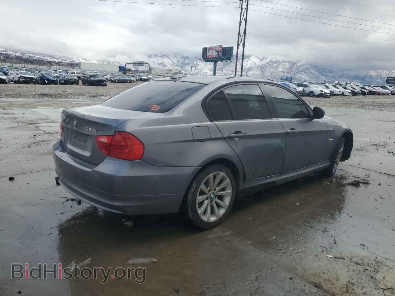 2011 BMW 2 SERIES - VIN: WBAPK7C5XBA818113 - Фото 3